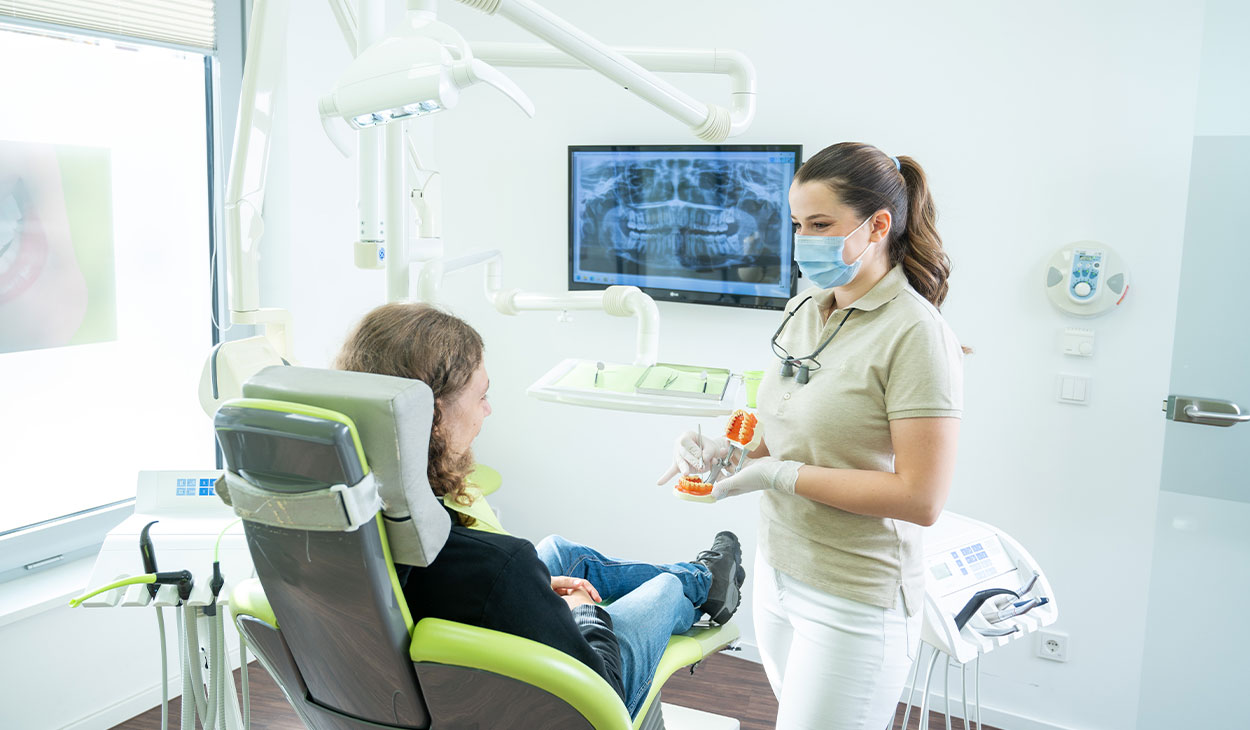 Ihr Zahnarzt in Gerlingen für gesunde und schöne Zähne